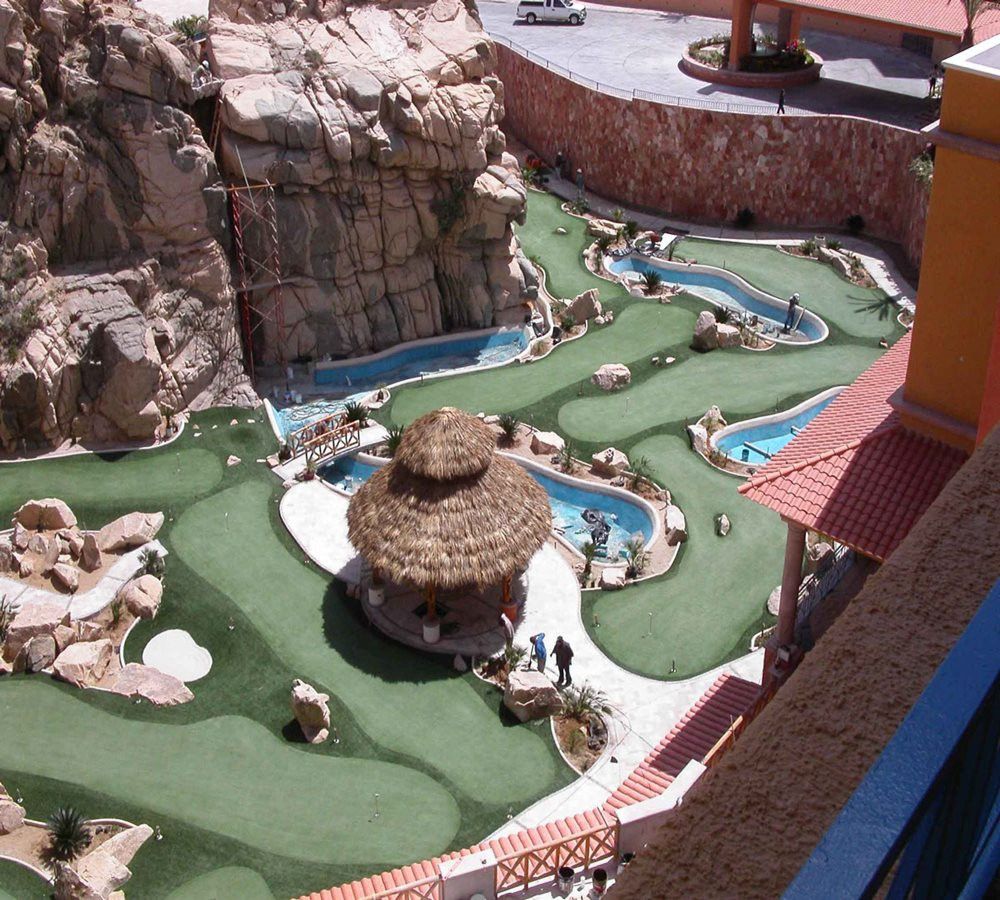 Naperville artificial putting green