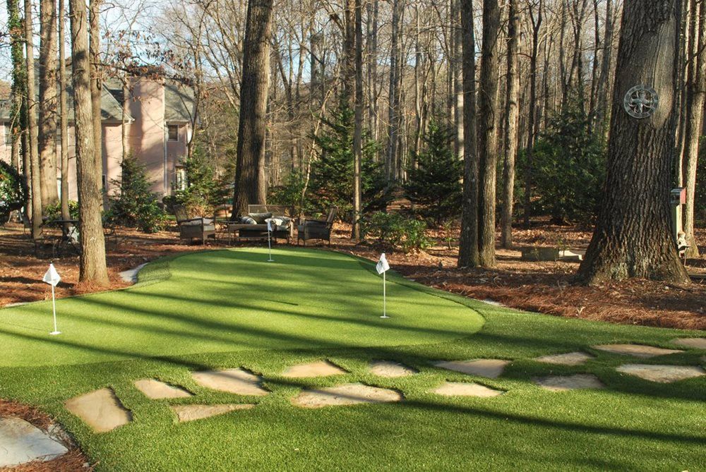 Naperville backyard putting green