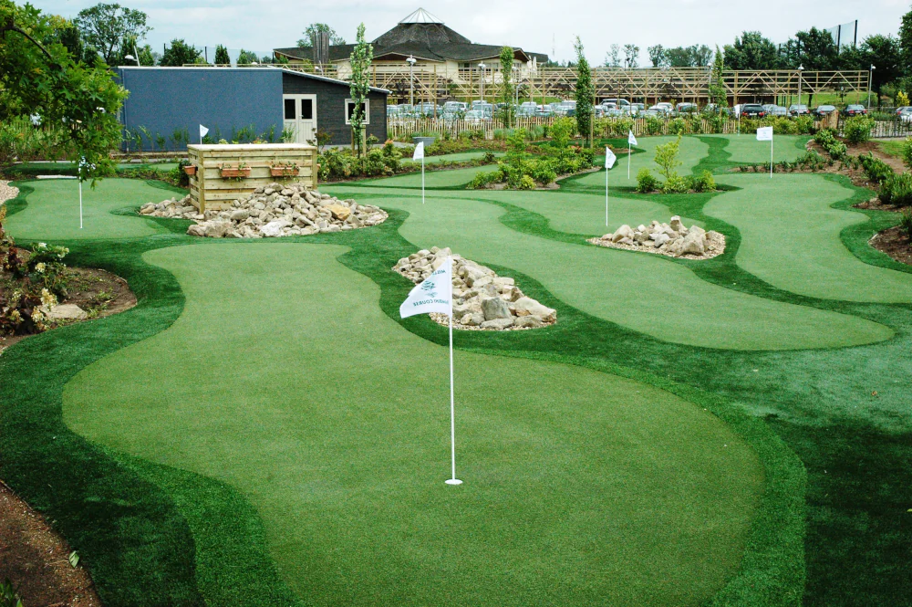 Top Mini Golf Courses in Naperville
